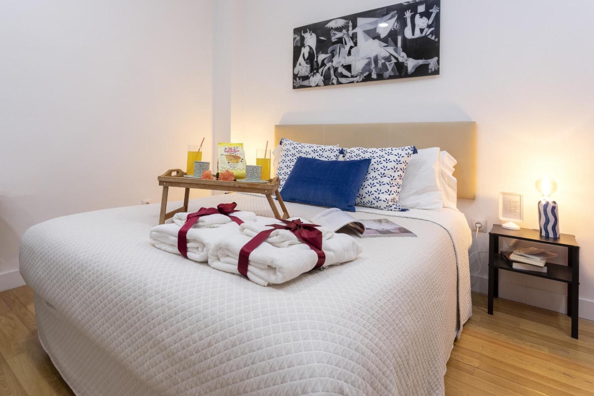 -Malagasunapts-Estudio Picasso Capuchinos Exterior photo